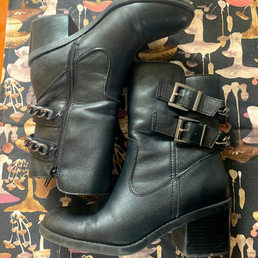 Moto boots
